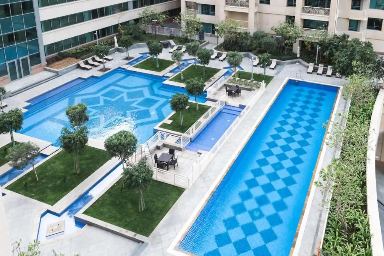 Quintessential Quarters: 29Th Fl Views - Walk To Opera, Mall And Burj Khalifa Dubai Apartment